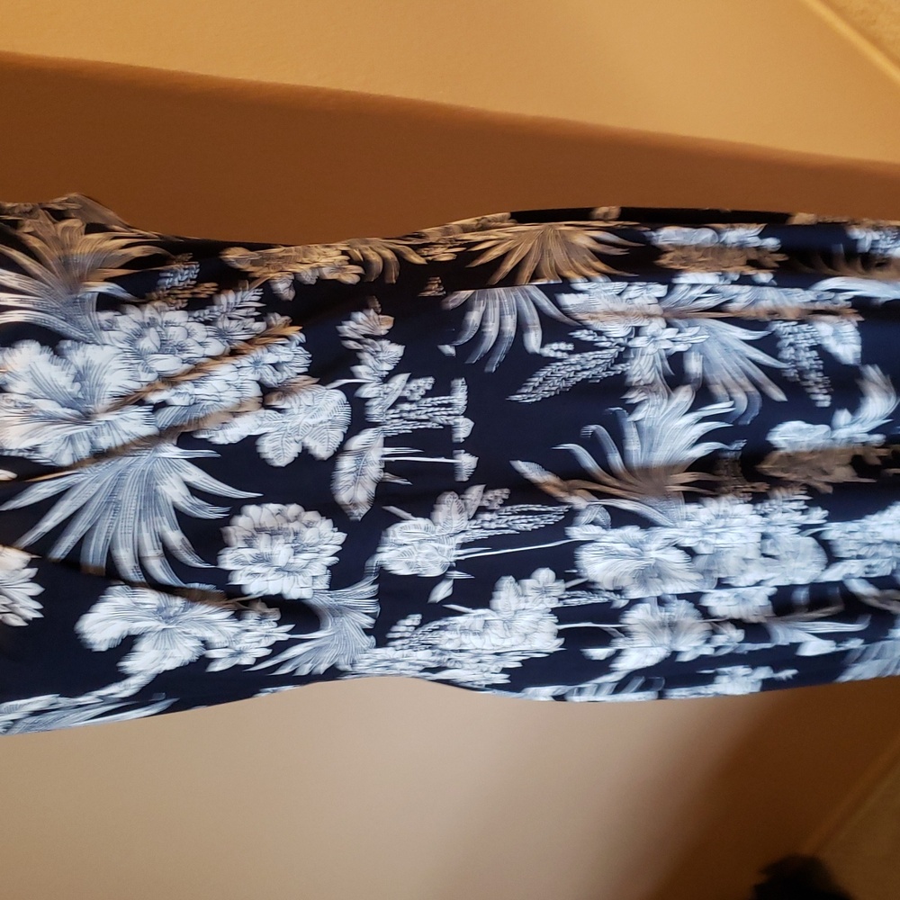 Enfocus Studio Navy and White Floral Maxi Dress - Picture 5 of 10